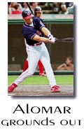 Alomar grounds out